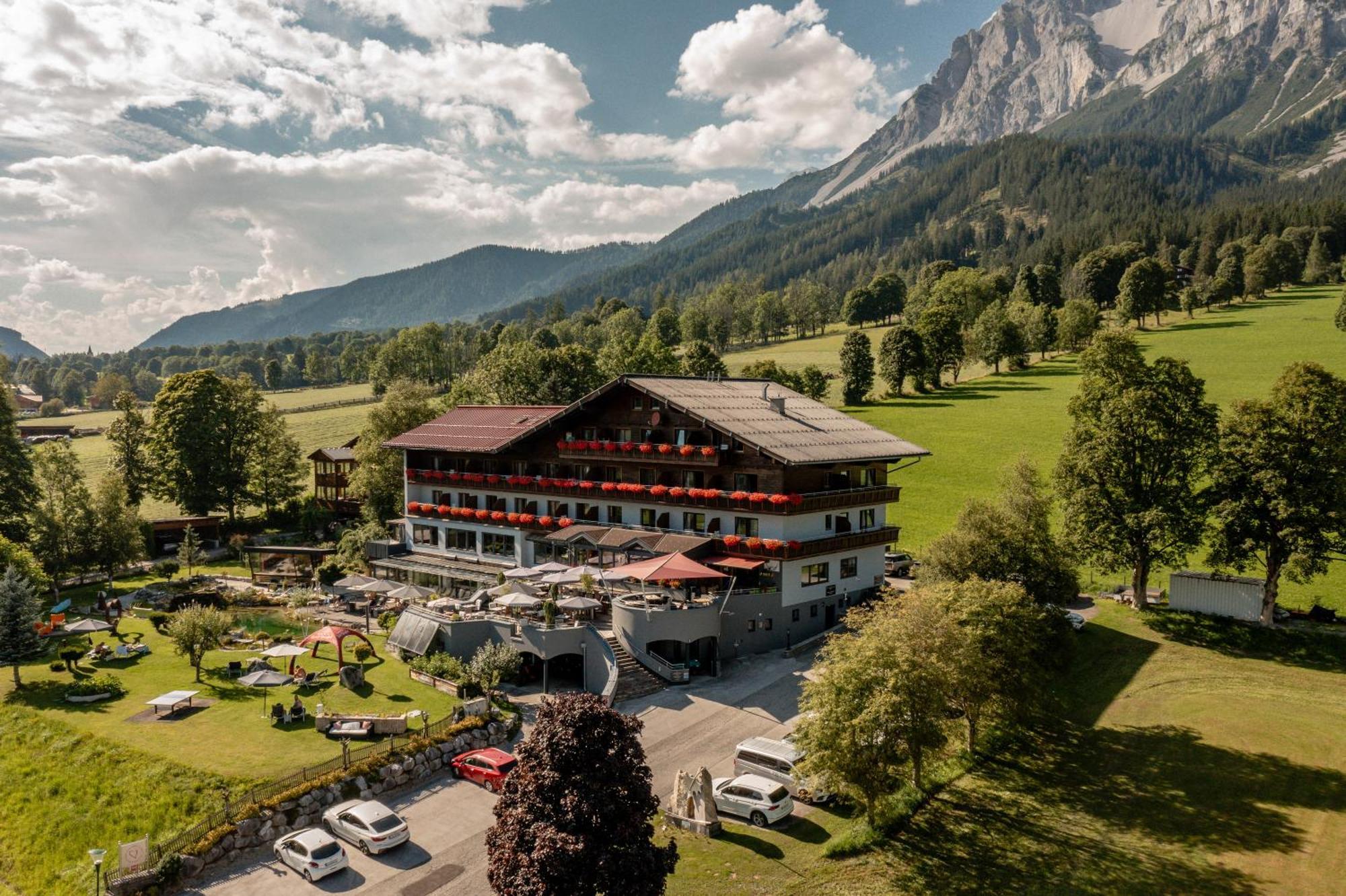 Hotel Berghof Ramsau am Dachstein Eksteriør billede