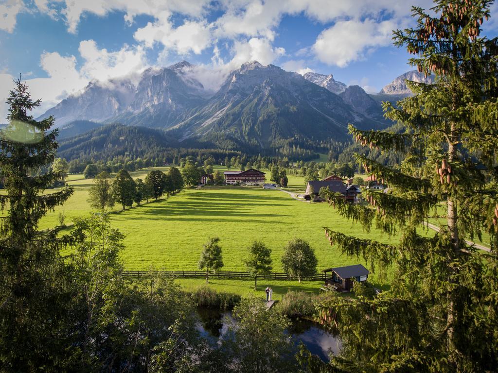 Hotel Berghof Ramsau am Dachstein Eksteriør billede